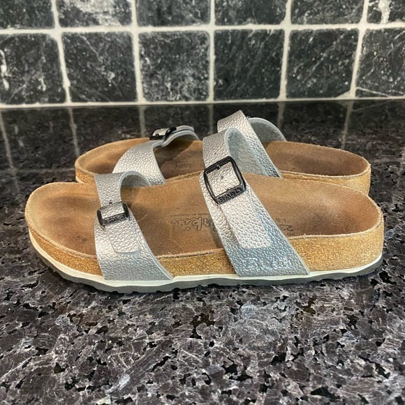Birkenstock Birki’s Silver Two Strap Sandals Size 5 - Picture 3 of 6